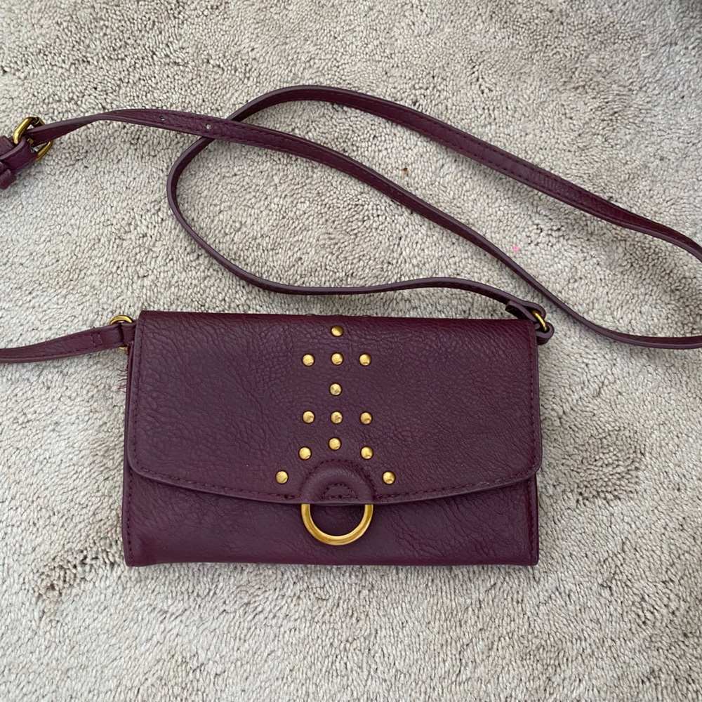 Universal Thread Crossbody Wallet! - image 1